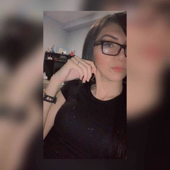 Meet your Posher, Haaneya - Picture 1 of 1